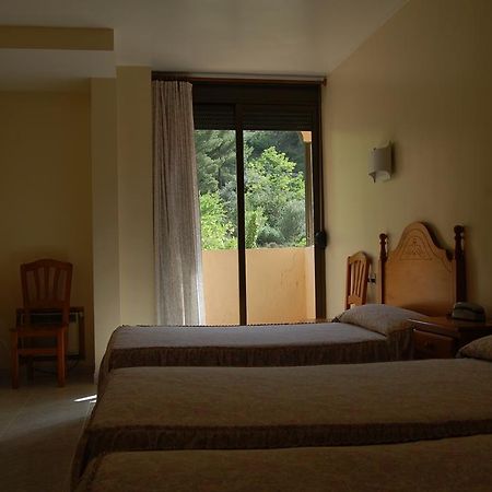 Hotel Llucena Lucena del Cid Luaran gambar