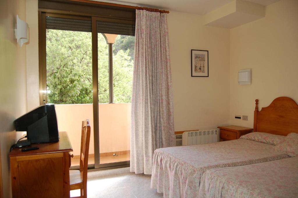 Hotel Llucena Lucena del Cid Bilik gambar